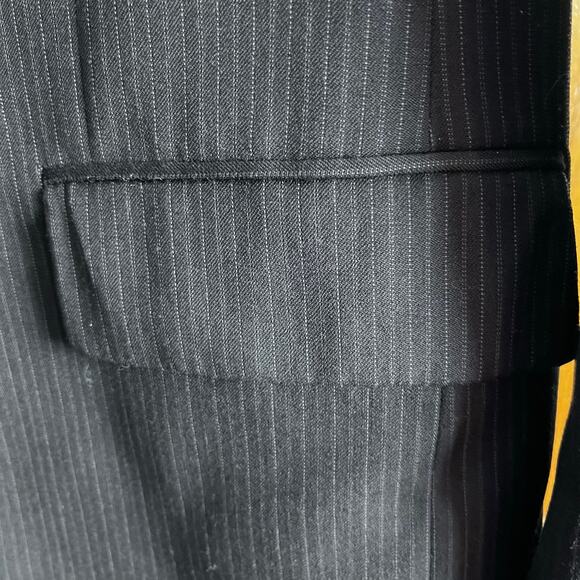 J. Ferrar Men’s Wool Pinstripe Jacket 38R Gray Career Special Occasion Old Money - Picture 4 of 8